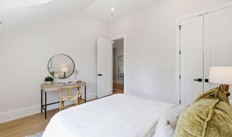 5023 FULTON St NW, Washington, DC 20016