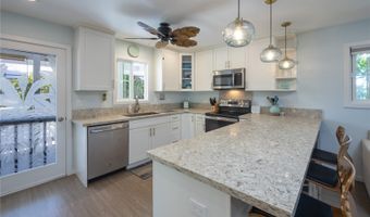 409 Wanaao Rd, Kailua, HI 96734