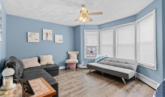 23 Tiffany St, Central Falls, RI 02863