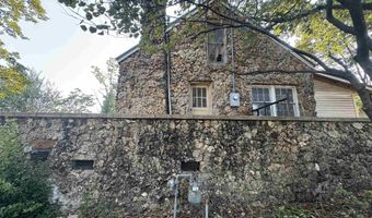 2 Triangle Ln, Batesville, AR 72501