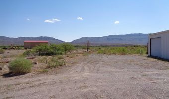 18 El Pato Rd, Caballo, NM 87942