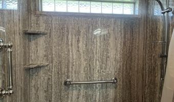 3748 Campbell Dr, Anderson, IN 46012