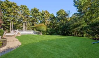 55 Wilbur Rd, Lincoln, RI 02865