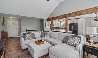 709 Flame Way, Baldwin City, KS 66006