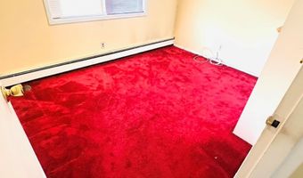 700 Broadway 26, Amityville, NY 11701