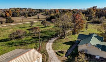 8065 N Farm Road 43, Ash Grove, MO 65604