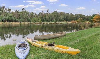 400 Crouch Rd, Benton, LA 71006