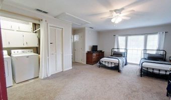 1402 Pineland Dr, Bainbridge, GA 39819