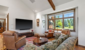 13544 River Run Loop, Bigfork, MT 59911
