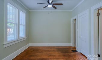 5 Camden Ave, Asheville, NC 28804