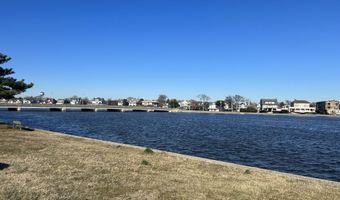 300 Deal Lake Dr 9 (WINTER), Asbury Park, NJ 07712