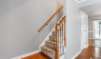 126 Arlington Sq, Ashland, VA 23005