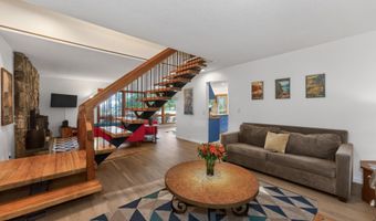 55 Lakeview Dr, Adirondack, NY 12808