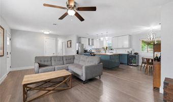 703 NW J St, Bentonville, AR 72712