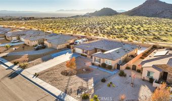 17066 Takipi Rd, Apple Valley, CA 92307