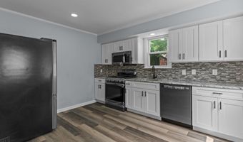 2425 AVONDALE Ave, Abington, PA 19001
