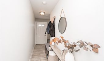2714 NW Lois Ln, Ankeny, IA 50023