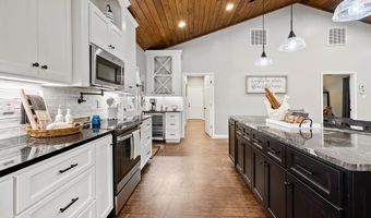 908 Oak Grove Rd, Amity, AR 71921