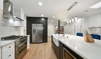4367 Summit Dr, La Mesa, CA 91941