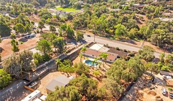 2060 S Grade Rd, Alpine, CA 91901