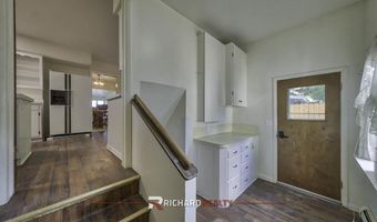 826 Cody Ave, Cody, WY 82414