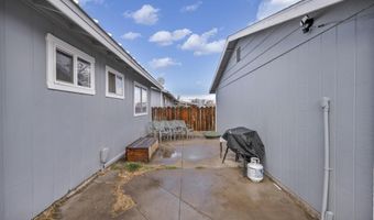 521 Whitaker Ln, Fallon, NV 89406
