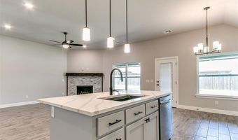 913 SW 141st St, Oklahoma City, OK 73170