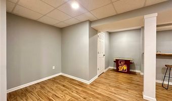 10456 Dogwood Dr, Aurora, OH 44202