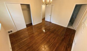 9412 HOLLAND Ct, Bethesda, MD 20814