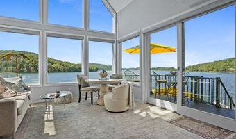 5 Shady Knls, Danbury, CT 06811