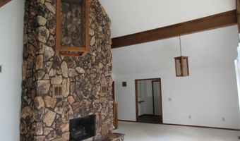 1350 E US HWY 20 Hwy, Angola, IN 46703