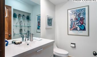45 Dunvegan Rd, Banner Elk, NC 28604