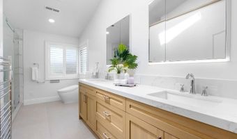 21 Ross Rd, Alameda, CA 94502