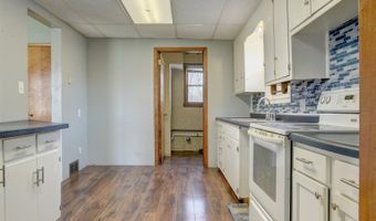 910 2nd Ave, Armstrong, IA 50514
