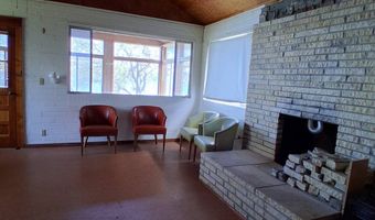 72 Lakeview Cir, Alma, KS 66401