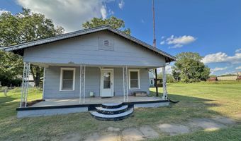 410 E Taylor Ave, Arkansas City, KS 67005
