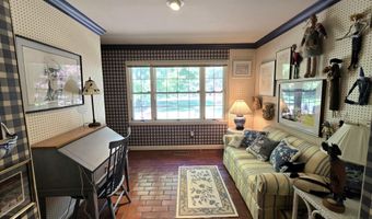 144 Barton North Dr, Ann Arbor, MI 48105