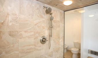 7025 CHESAPEAKE HARBOUR Dr 18B, Annapolis, MD 21403