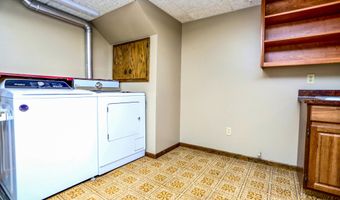 2010 SE 14th Ave, Aberdeen, SD 57401