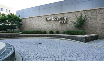 2001 15TH St N 319, Arlington, VA 22201