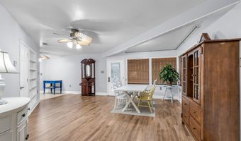 130 Melody Ln, Bay St. Louis, MS 39520