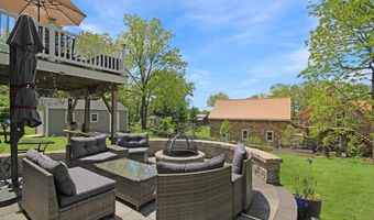 585 Chestnut St, Ashland, MA 01721