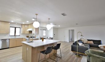 209 Sandzen Dr, Clovis, NM 88101