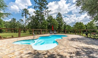 6263 Old River Rd, Baker, FL 32531