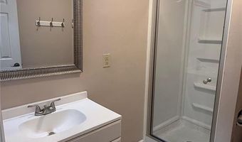 160 Cumberland Park Ct G, Ballwin, MO 63011