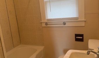 736 S Houston St, Aransas Pass, TX 78336