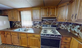 9 Whitaker Ave, East Providence, RI 02916