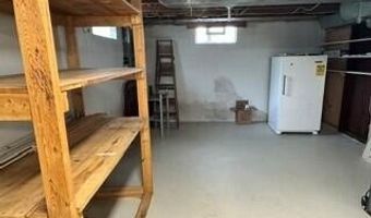907 Bruce St, Ann Arbor, MI 48103