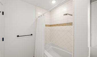 5636 Meadow Ln, Ann Arbor, MI 48105