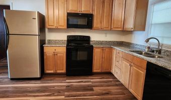 1506 Ridgeway Cir, Athens, TN 37303